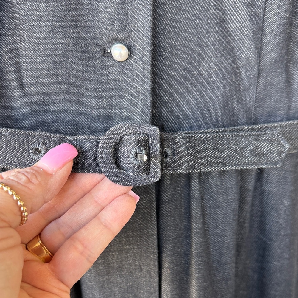 Vintage Melissa Lane Black Dress with White Lace Collar & pearl buttons - Picture 5 of 15
